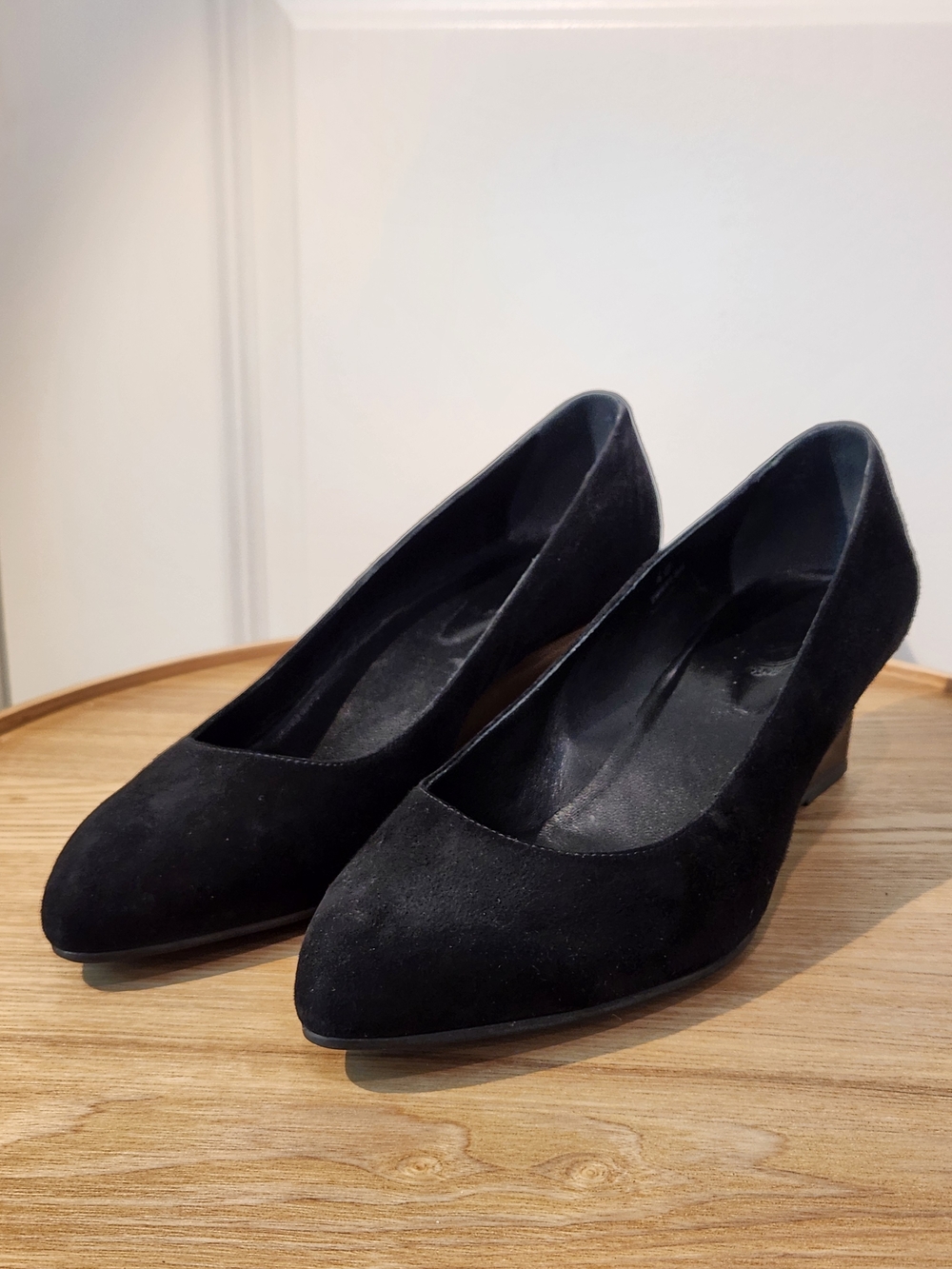Tod's Black Suede Low Heel Pumps